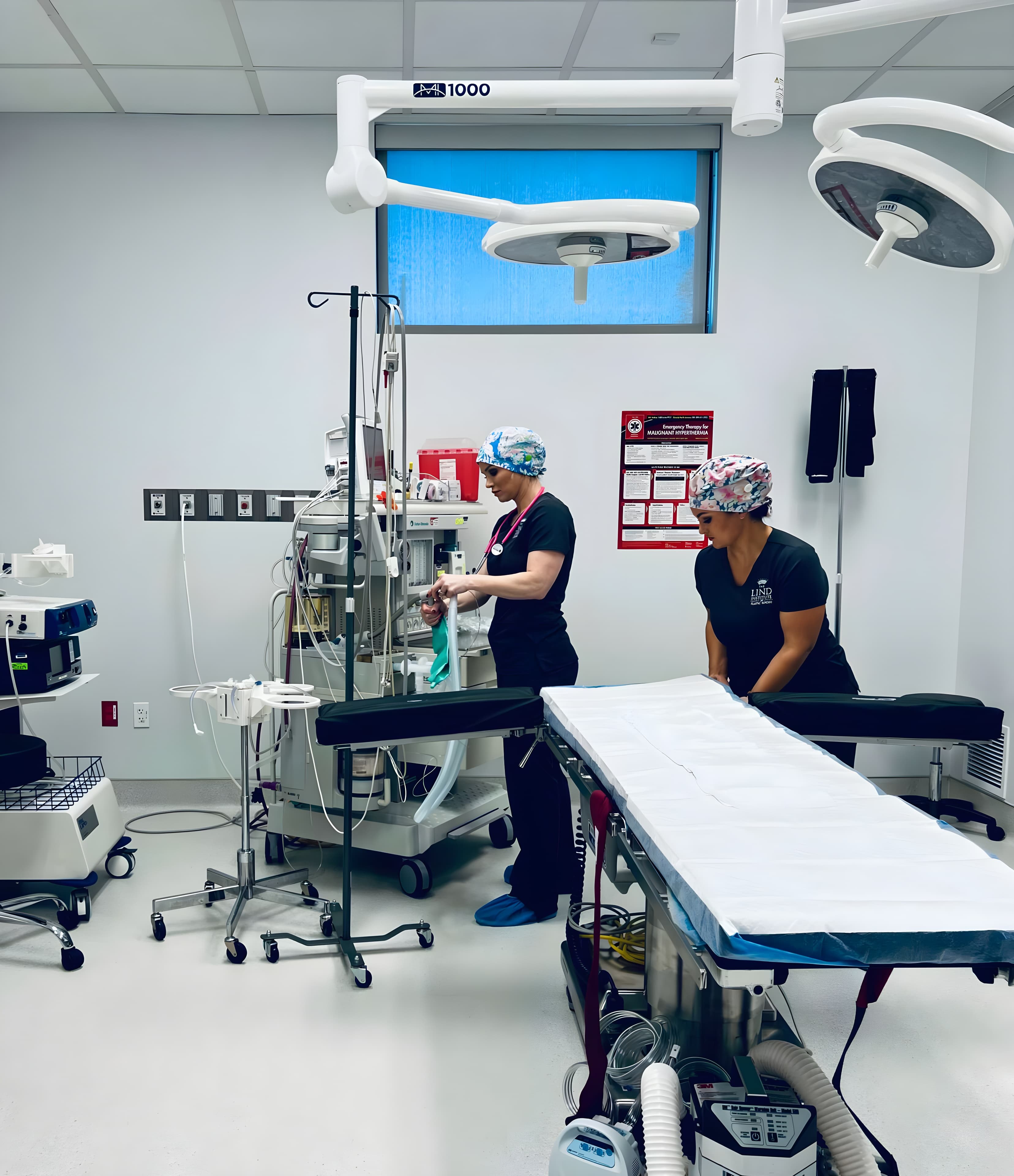 Operating room at Lind Plastic Surgery